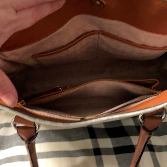 MK purse - Picture 2 of 3